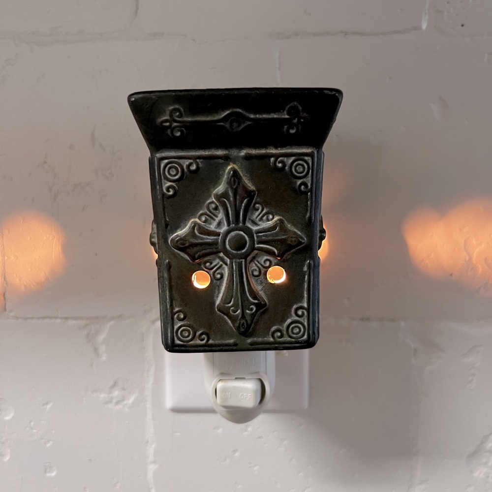 Scentsy Wall Plugs --  excellent condition---purchase together or separately